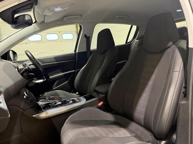 Used Peugeot 308 Allure Premium 130 HP (95 kW) 2021 Grey Hatchback