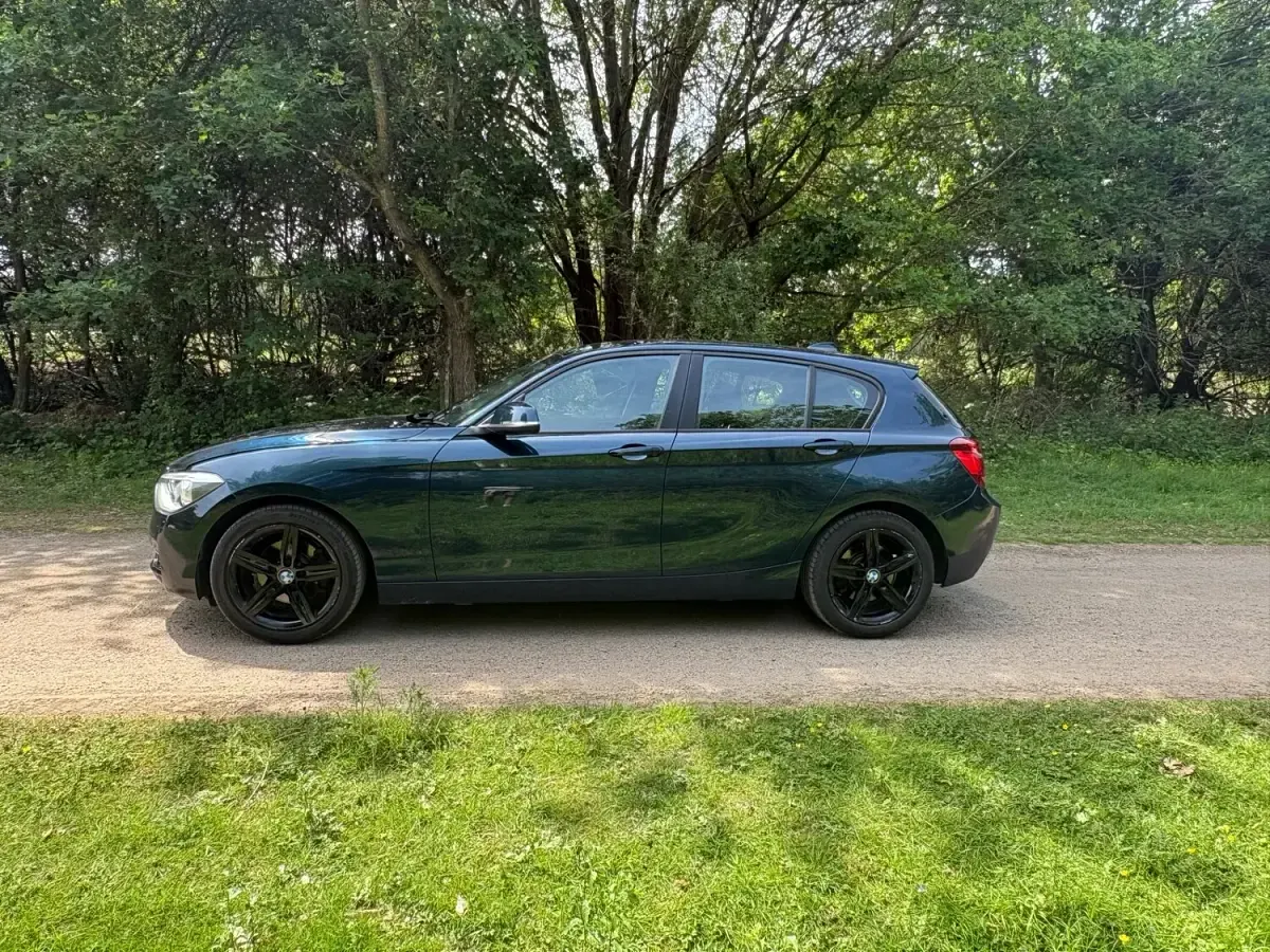 Used BMW 120 Sport Line 2013 Blue Hatchback