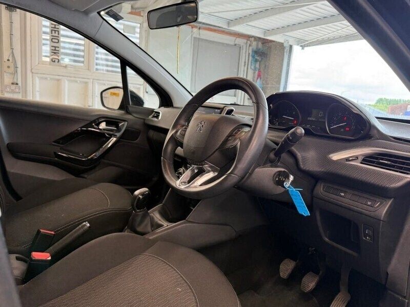 Image 2/3
