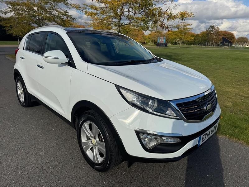 White Used 2014 Kia Sportage 2 SUV | £5,500 (Fair price) - Image 1/4