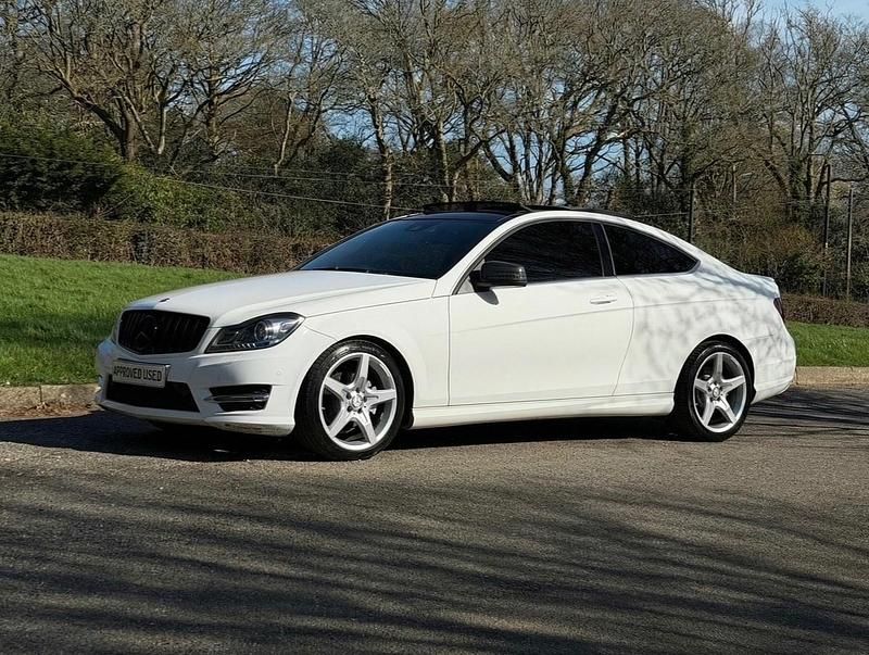 Used Mercedes C250 Sport Edition 2015 White Coupe