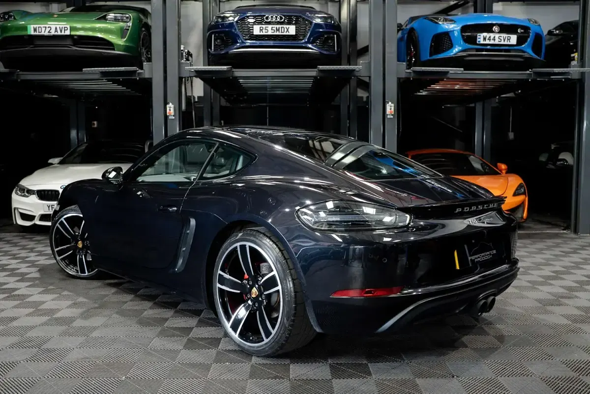 Used Porsche 718 Cayman 2018 Black Coupe