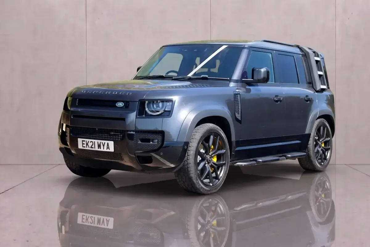 Used Land Rover Defender Dynamic 2021 Grey SUV