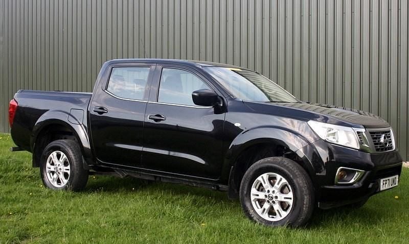 Used Nissan Navara Acenta 2021 Black Pickup