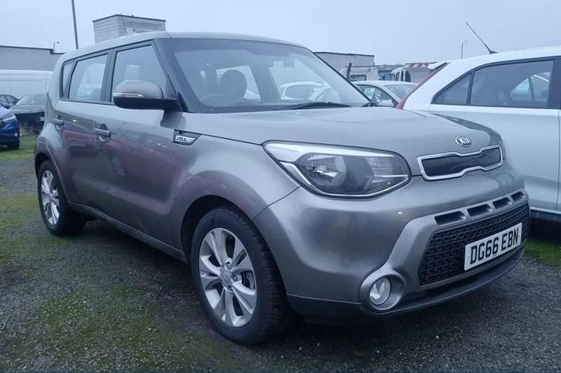 Used Kia Soul 134 HP (98 kW) 2016 Silver SUV