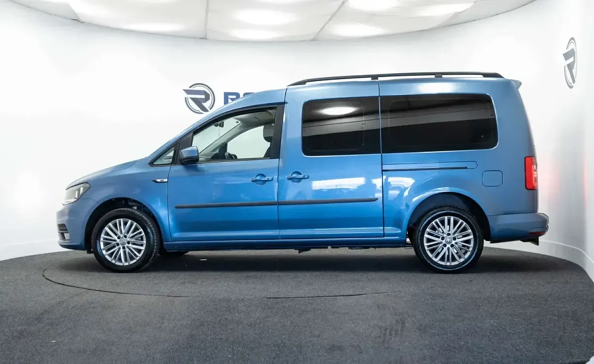 Used VW Caddy Maxi Life 2020 Blue MPV