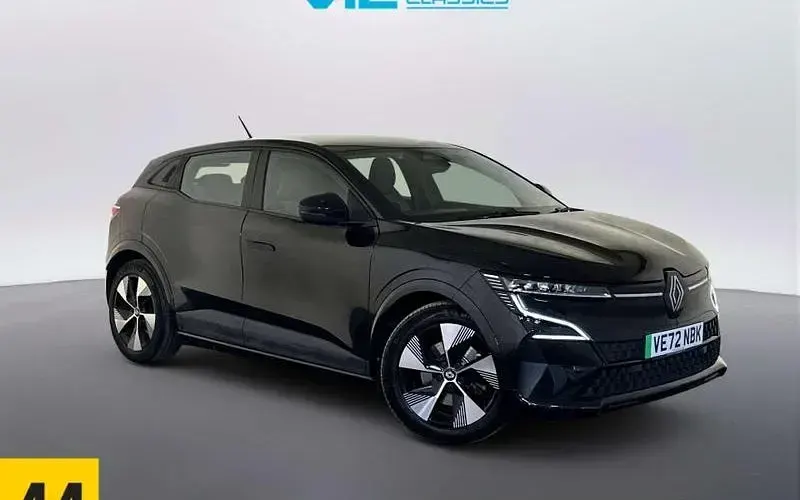 Used Renault Megane E-Tech Equilibre 160 kW (218 HP) 2023 Hatchback