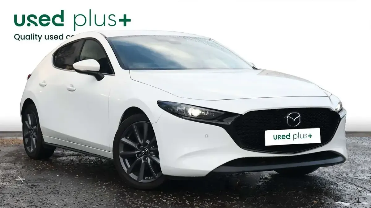 Used Mazda 3 Inclusive 122 HP (89 kW) 2022 White Hatchback