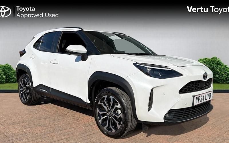 Used Toyota Yaris Hybrid Design 116 HP (85 kW) 2026 Estate