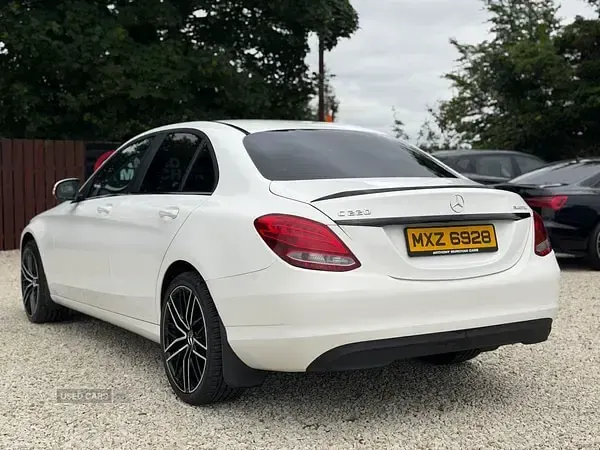 Used Mercedes C220 Executive 170 HP (125 kW) 2015 White Sedan