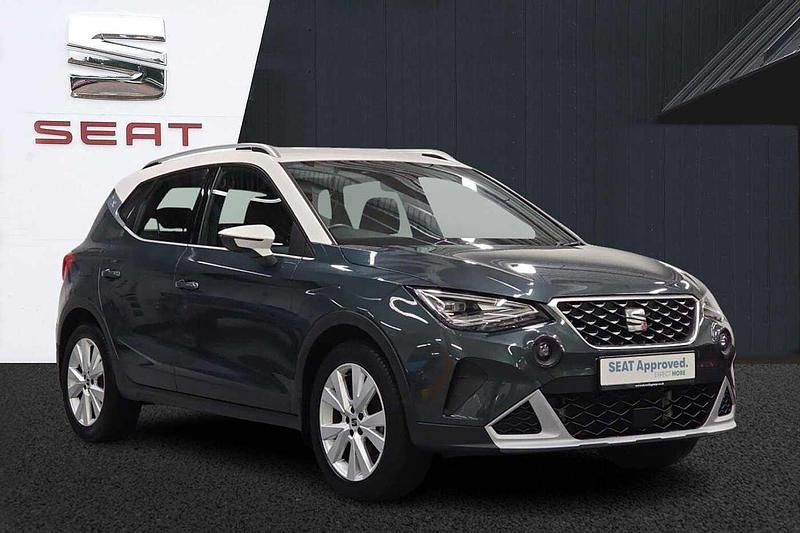 Green Used 2022 Seat Arona Xperience SUV | £15,485 (Fair price) - Image 1/4