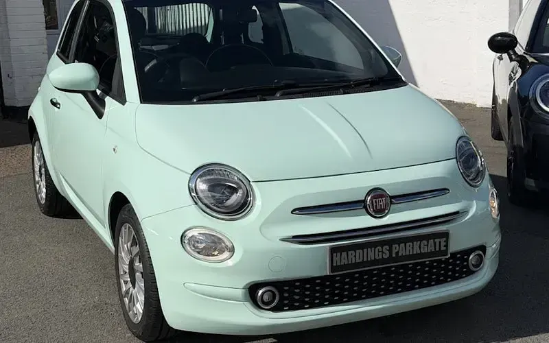 Used Fiat 500 Lounge 70 HP (51 kW) 2020 Hatchback