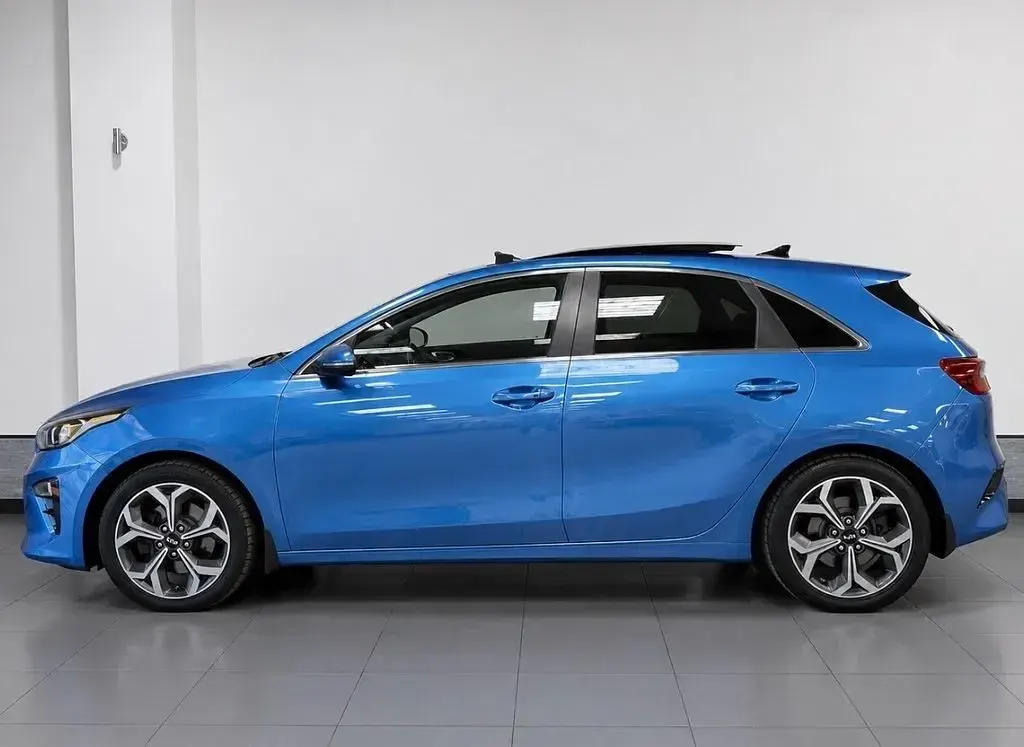 Used Kia Ceed First Edition 140 HP (102 kW) 2018 Blue Hatchback