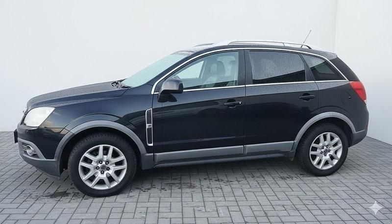 Black Used 2013 Vauxhall Antara SUV | £2,585 (Fair price) - Image 1/4
