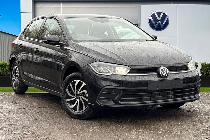 Black New 2026 VW Polo S Hatchback | £20,915 (Fair price) - Image 1/4
