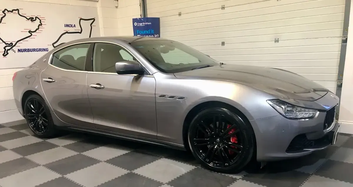 Used Maserati Ghibli 330 HP (242 kW) 2015 Grey Sedan