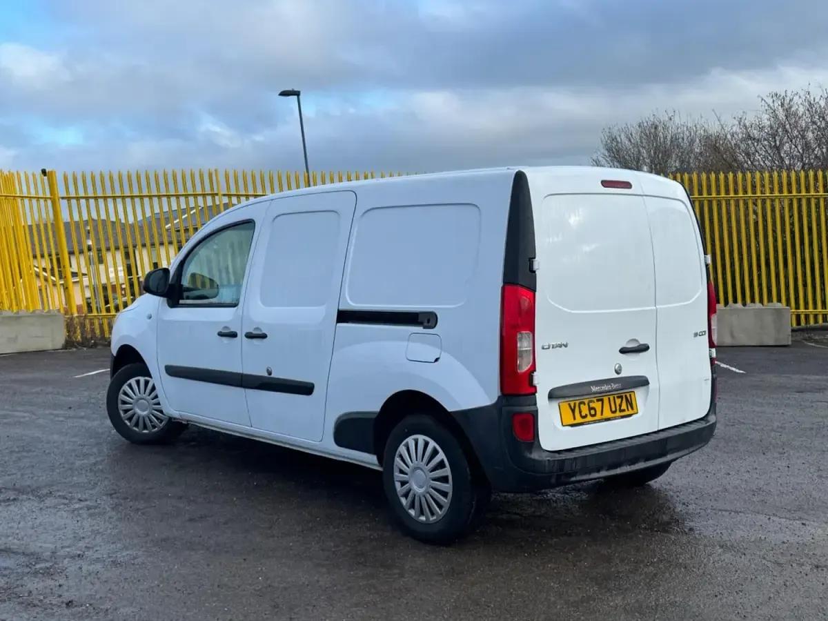 Begagnad Mercedes Citan 111 2017 Vit