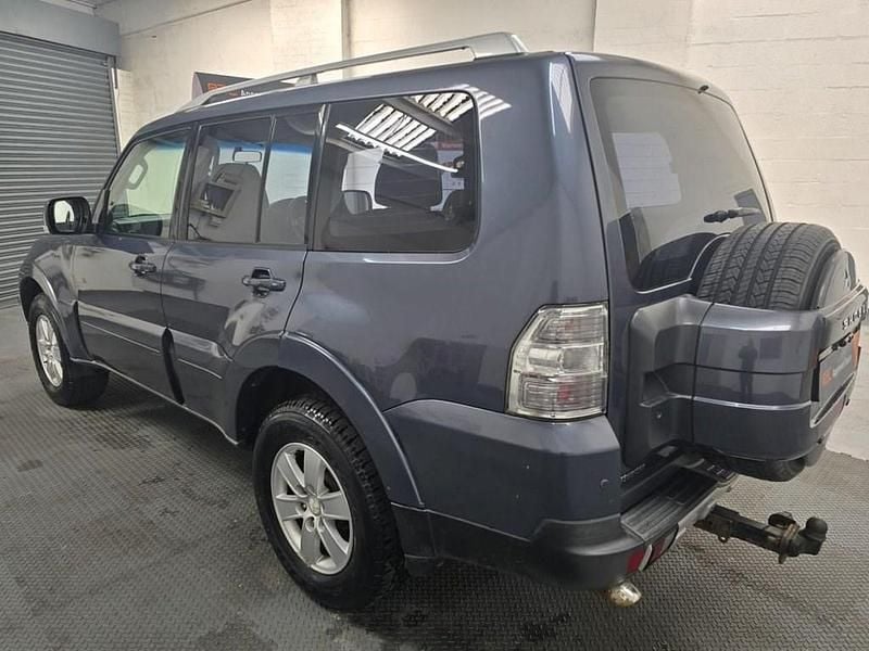 Used Mitsubishi Shogun 168 HP (123 kW) 2007 Grey SUV
