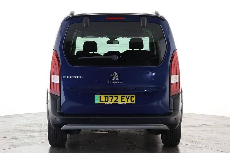 Used Peugeot Rifter Allure Premium 100 kW (136 HP) 2022 Blue MPV