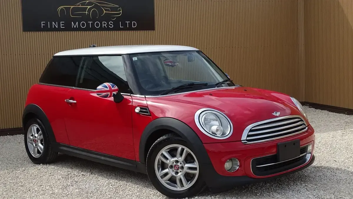Used Mini Cooper Hatch 2013 Red Hatchback