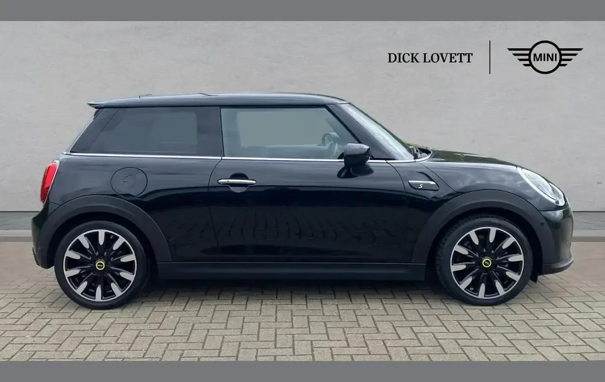 Gebraucht Mini Cooper S Level 3 135 kW (184 PS) 2023 Schwarz Kleinwagen