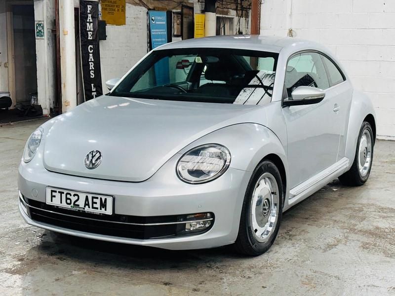 Used VW Beetle Design 105 HP (77 kW) 2012 Silver Hatchback