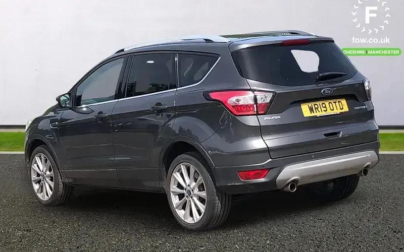 Usado Ford Kuga Titanium X 150 CV (110 kW) 2019 Gris SUV