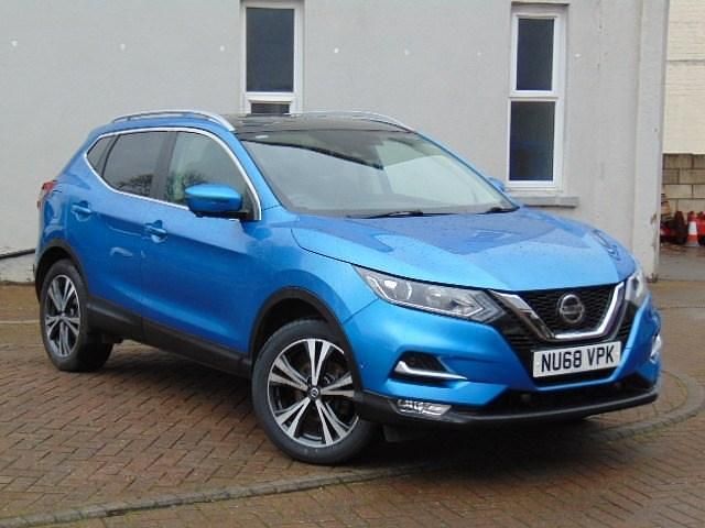 Blue Used 2018 Nissan Qashqai N-Connecta SUV | £11,990 (Fair price) - Image 1/4
