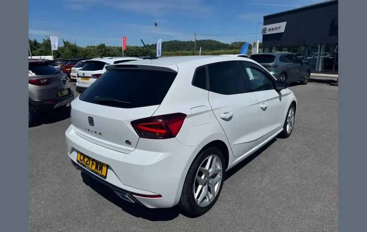 Used Seat Ibiza FR 94 HP (69 kW) 2021 White Hatchback