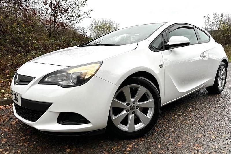 Used 2015 Vauxhall Astra GTC Sport Coupe | £4,295 (Good price) - Image 1/1