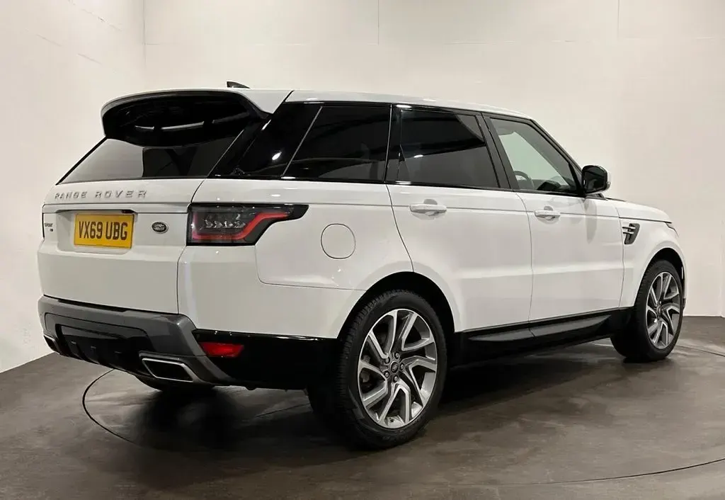 Used Land Rover Range Rover Sport HSE 306 HP (225 kW) 2019 White SUV