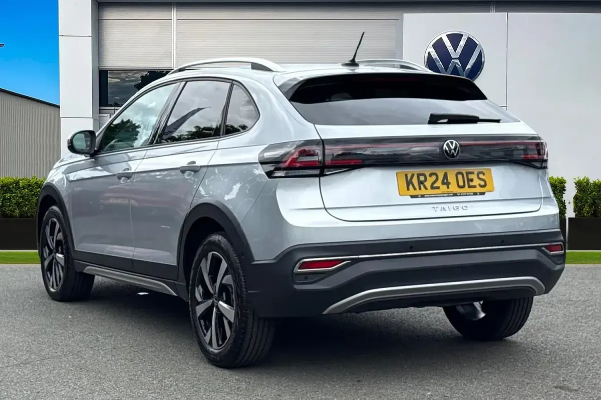 Used VW Taigo Style 110 HP (80 kW) 2024 Silver SUV