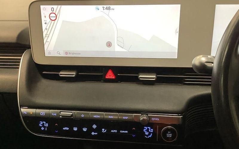 Used Hyundai Ioniq SE 125 kW (170 HP) 2023 Hatchback