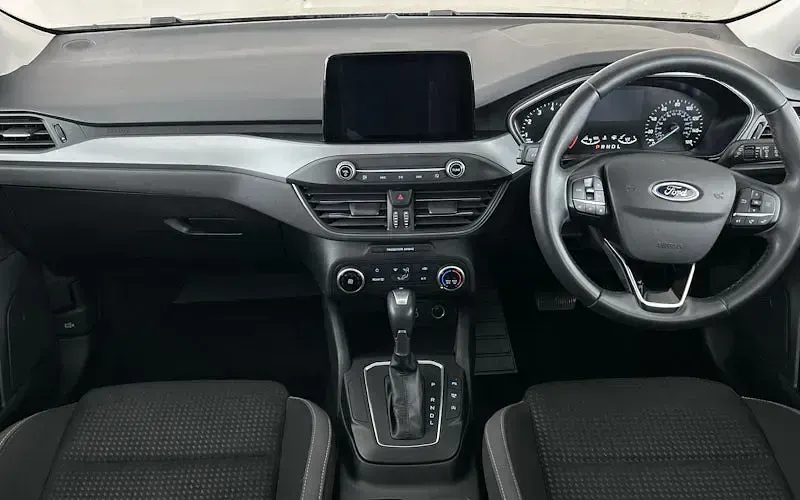 Used Ford Focus Trend 125 HP (91 kW) 2023 Black Estate