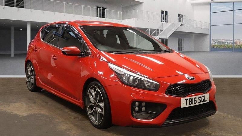 Red Used 2016 Kia Ceed GT Hatchback | £6,295 (Fair price) - Image 1/4