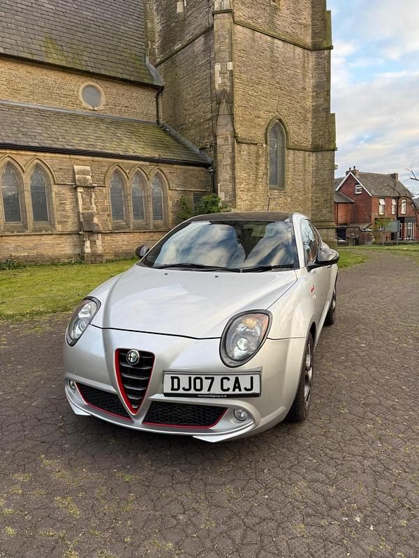 Used Alfa Romeo MiTo Quadrifoglio Verde 105 HP (77 kW) 2015 Silver Hatchback