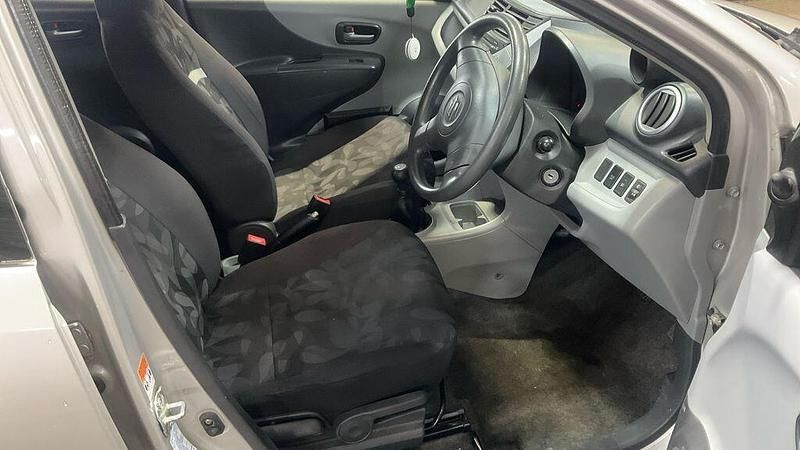 Used Suzuki Alto SZ4 68 HP (50 kW) 2009 Silver Hatchback