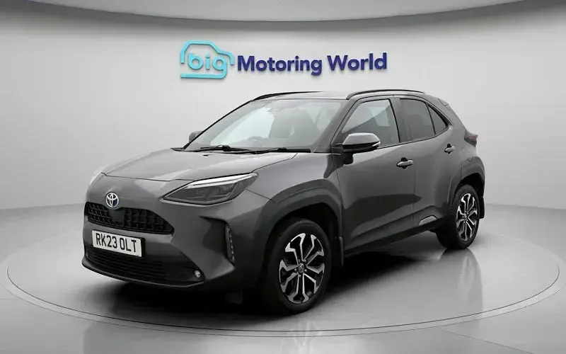 Used Toyota Yaris Hybrid Design 116 HP (85 kW) 2026 Estate