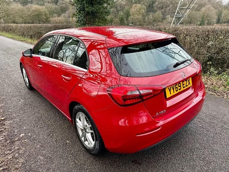 Used Mercedes A180 SE 136 HP (100 kW) 2019 Red Hatchback