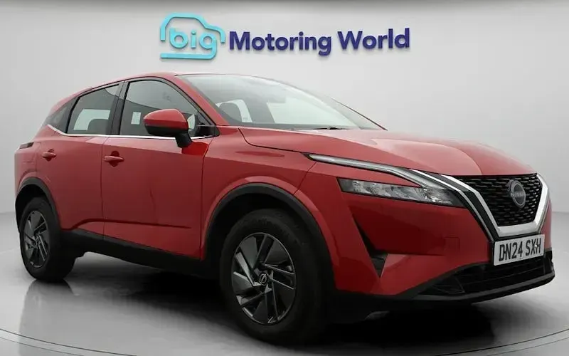 Usado Nissan Qashqai Acenta Premium 140 HP (102 kW) 2023 SUV