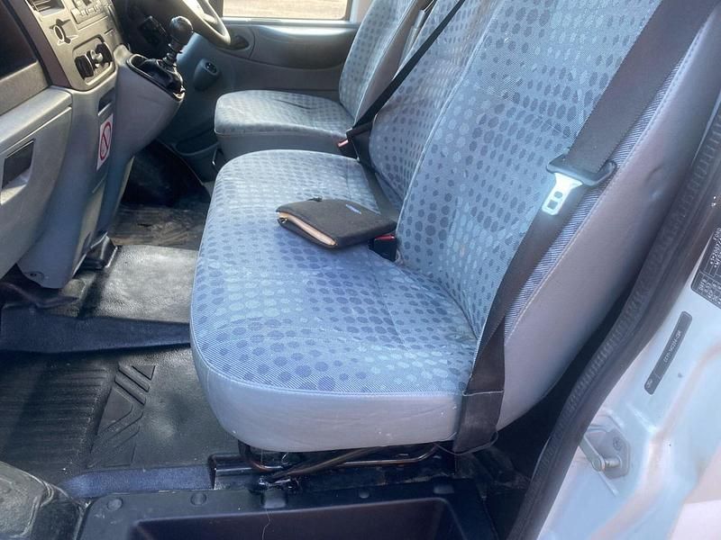 Used Ford Transit 100 HP (73 kW) 2013 White Van