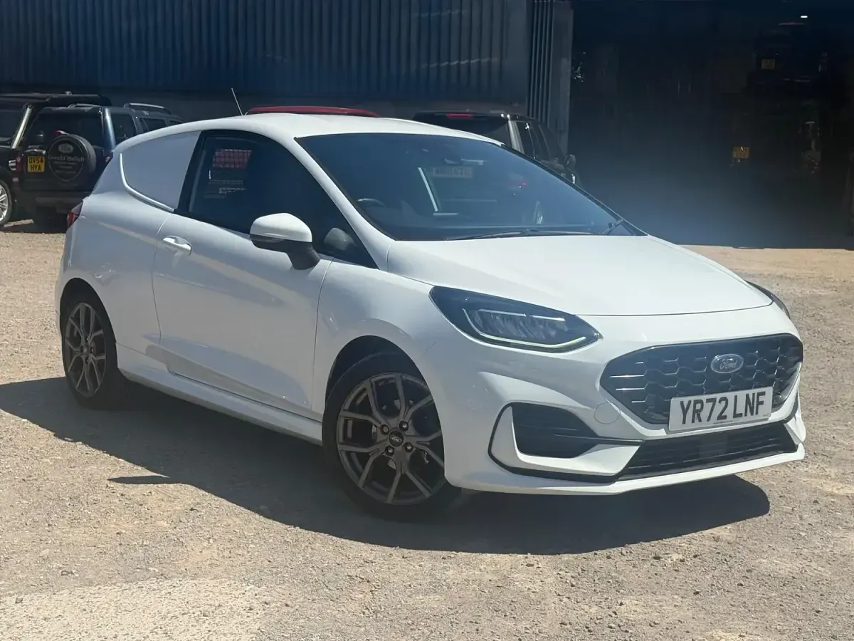 Used Ford Fiesta Sport 123 HP (90 kW) 2022 White Hatchback
