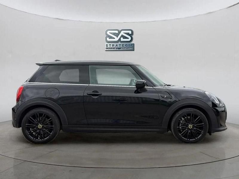 Used Mini Cooper S Hatch 135 kW (184 HP) 2022 Black Hatchback
