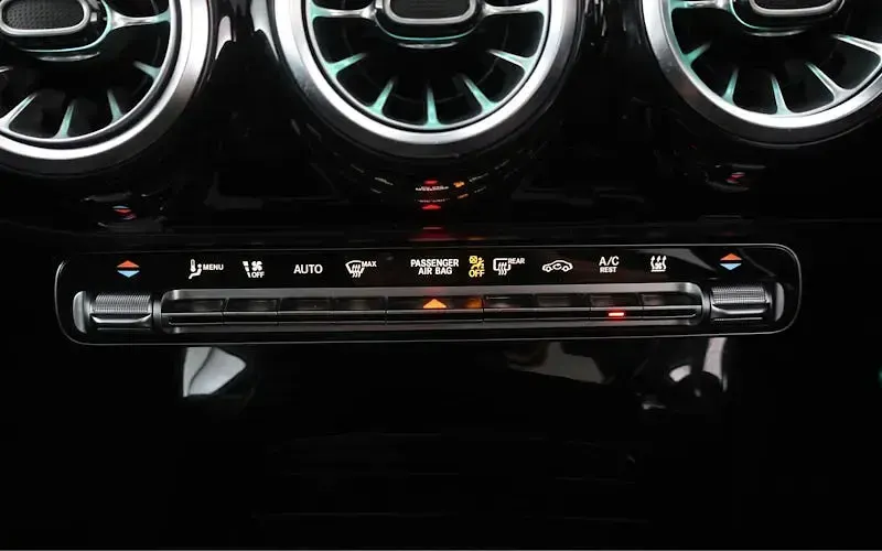 Used Mercedes A250 AMG line 259 HP (190 kW) 2022 Silver Sedan