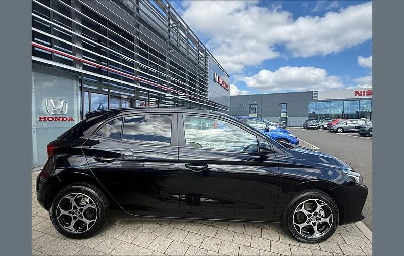 Used MG MG3 Trophy 194 HP (142 kW) 2025 Black Hatchback