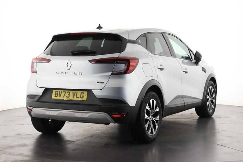 Used Renault Captur Evolution 142 HP (104 kW) 2023 Grey SUV
