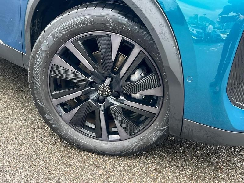 Used Peugeot e-2008 Premium 113 kW (154 HP) 2025 Blue SUV