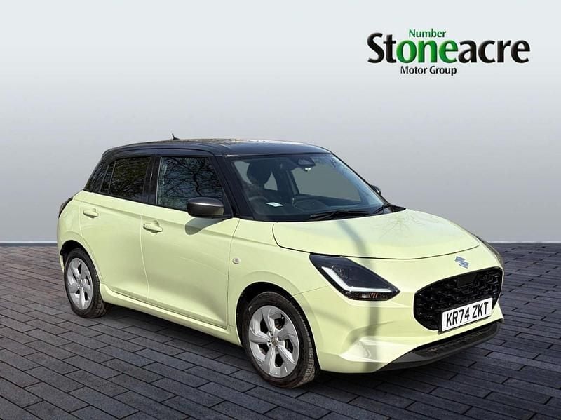 Used Suzuki Swift 82 HP (60 kW) 2024 Yellow Hatchback