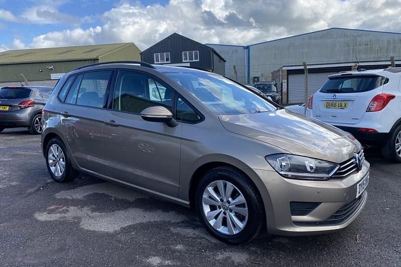 Used 2015 VW Golf VII SE | £7,295 (Good price) - Image 1/1