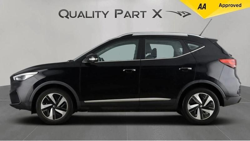 Used MG ZS Trophy 130 kW (177 HP) 2022 Black Hatchback
